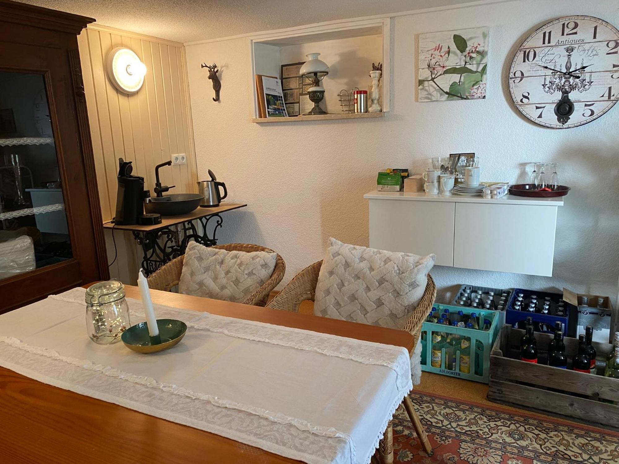 Pension und Ferienwohnung Meixner Riedenburg Exterior foto